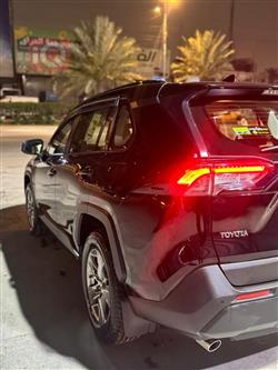 تويوتا راف 4